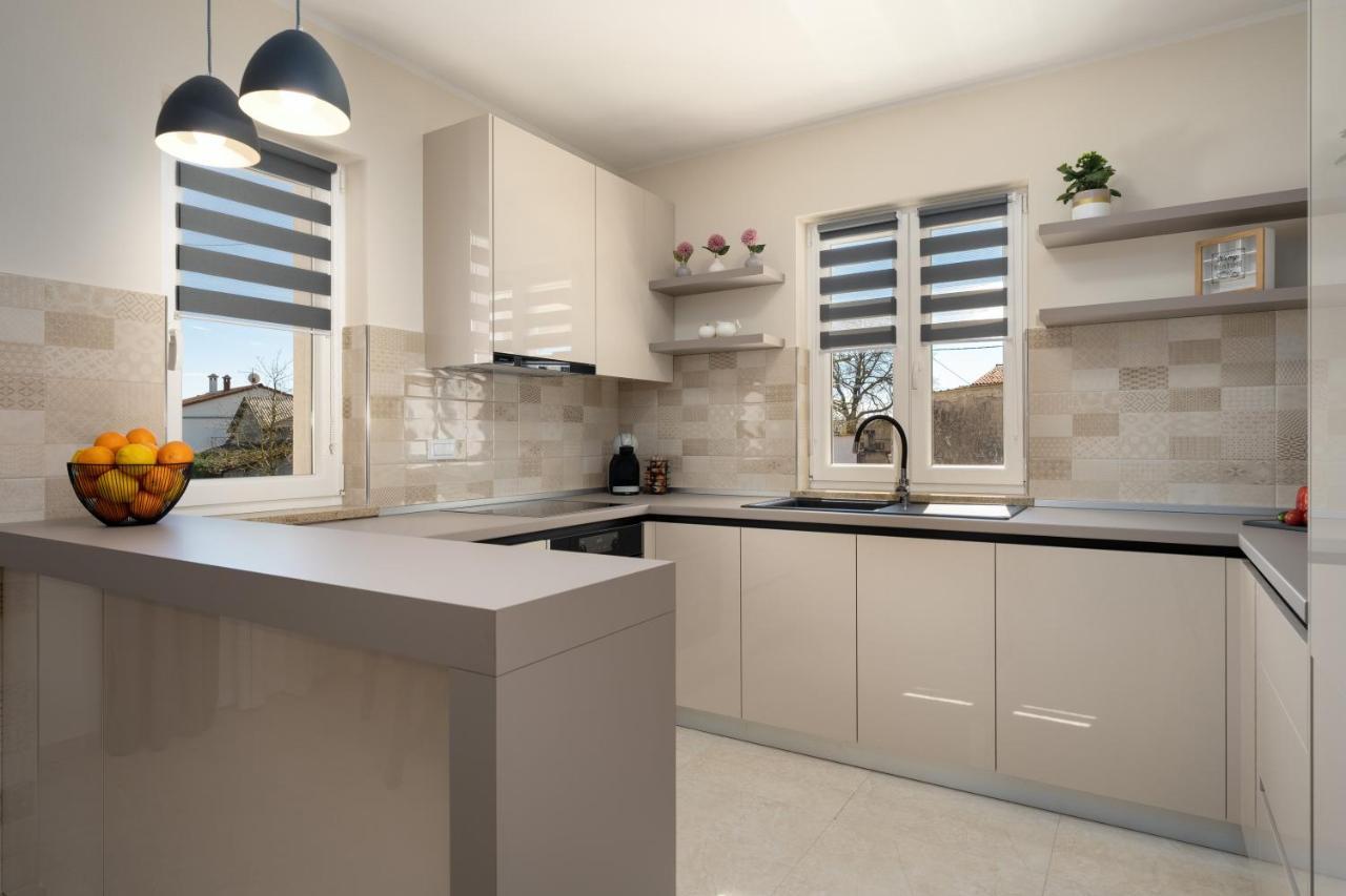 פאזין Holiday House Leana מראה חיצוני תמונה