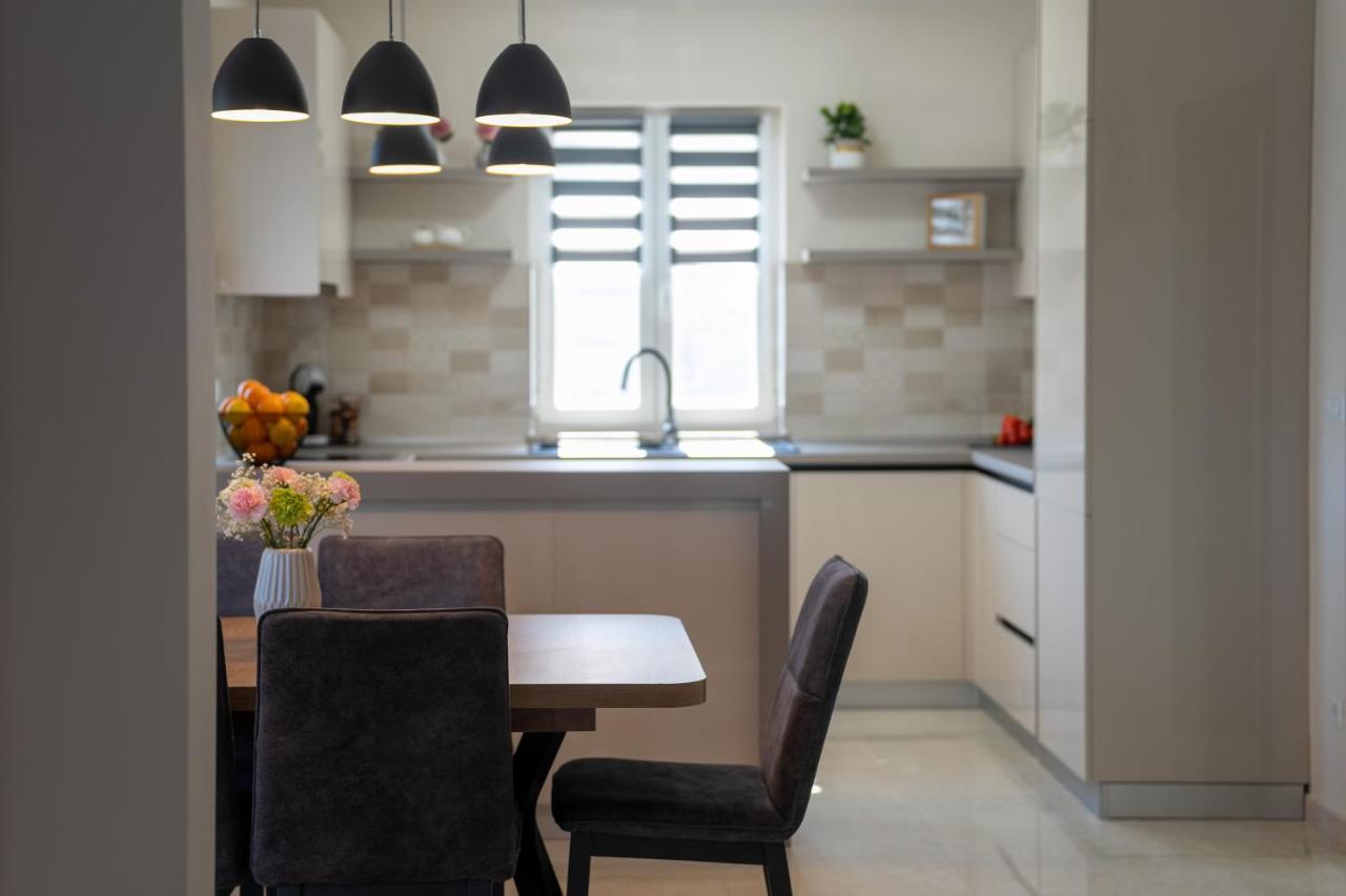 פאזין Holiday House Leana מראה חיצוני תמונה