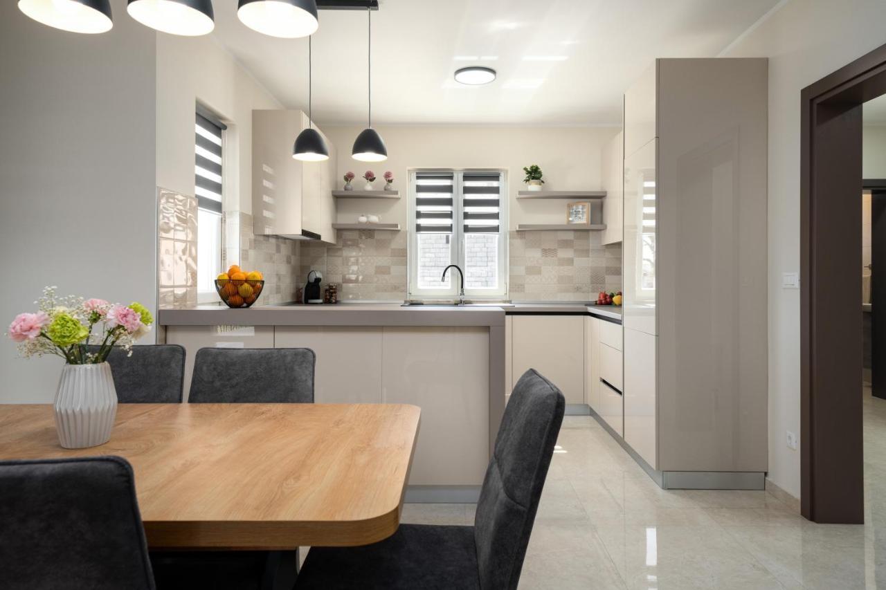 פאזין Holiday House Leana מראה חיצוני תמונה